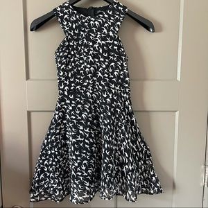 Kids/Girls Black Sleeveless Dress Size M